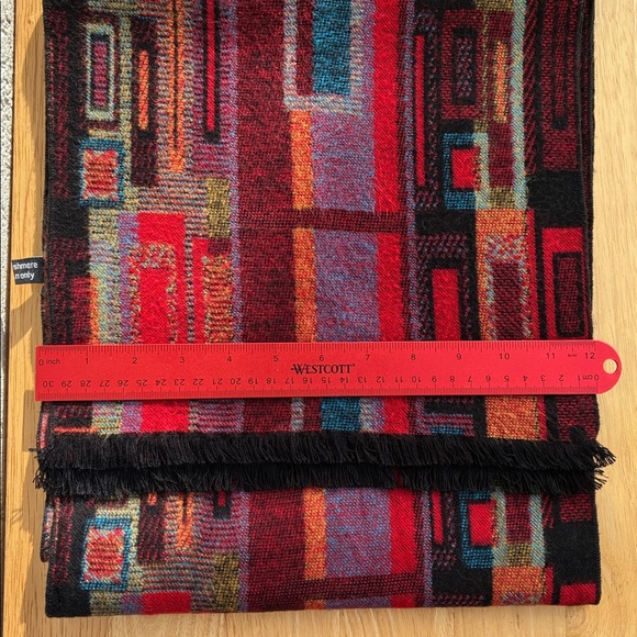Cashmere Colorful Geometric Patterned Scarf with fringe - Picture 6 of 6